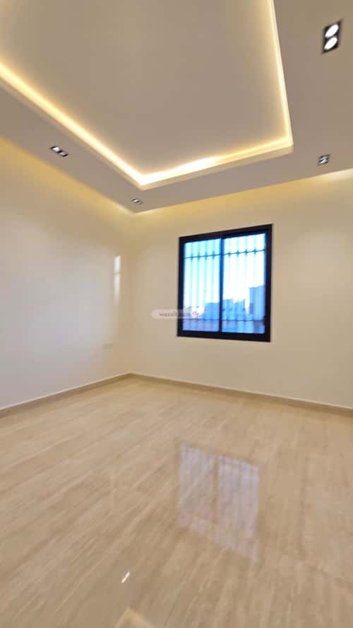 8 bedroom floor in Dirab 7