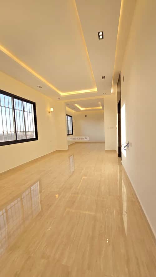 8 bedroom floor in Dirab 10