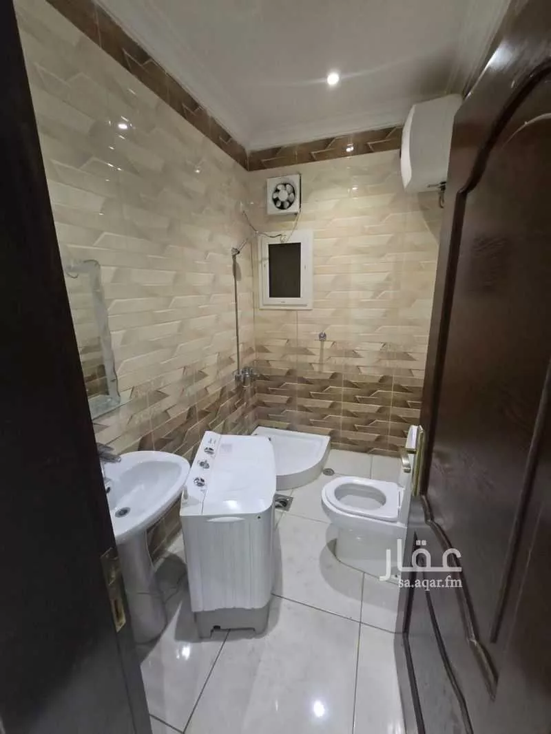 2 bedroom apartment in Al Hamdaniyah 10