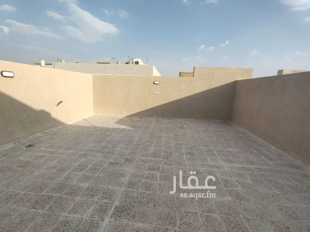 4 bedroom villa in Al Zahrah, Riyadh 9