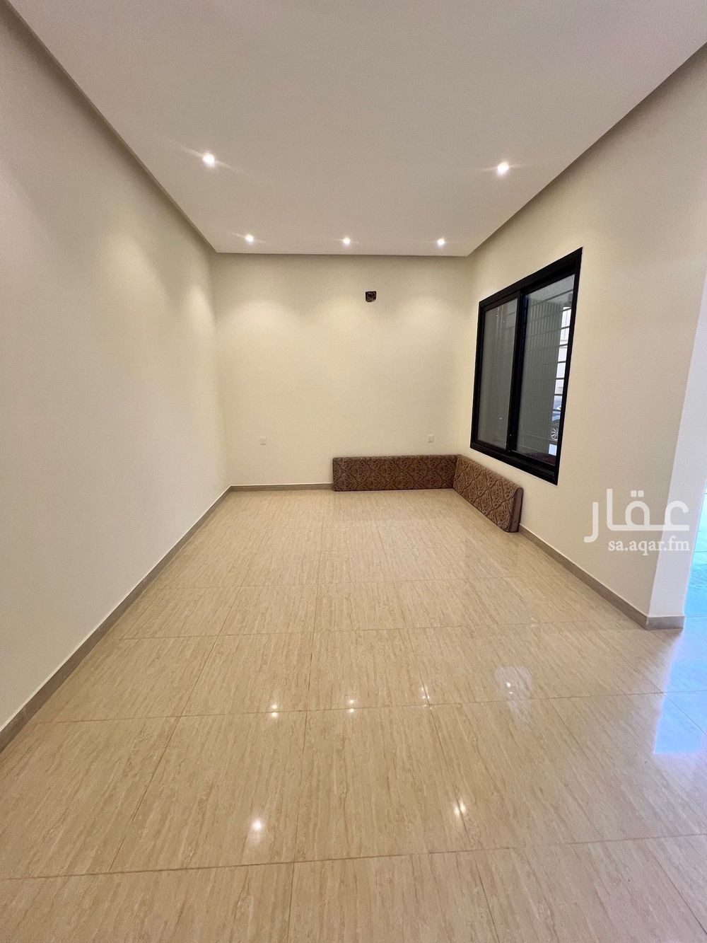 3 bedroom villa in Al Zahrah, Riyadh 5