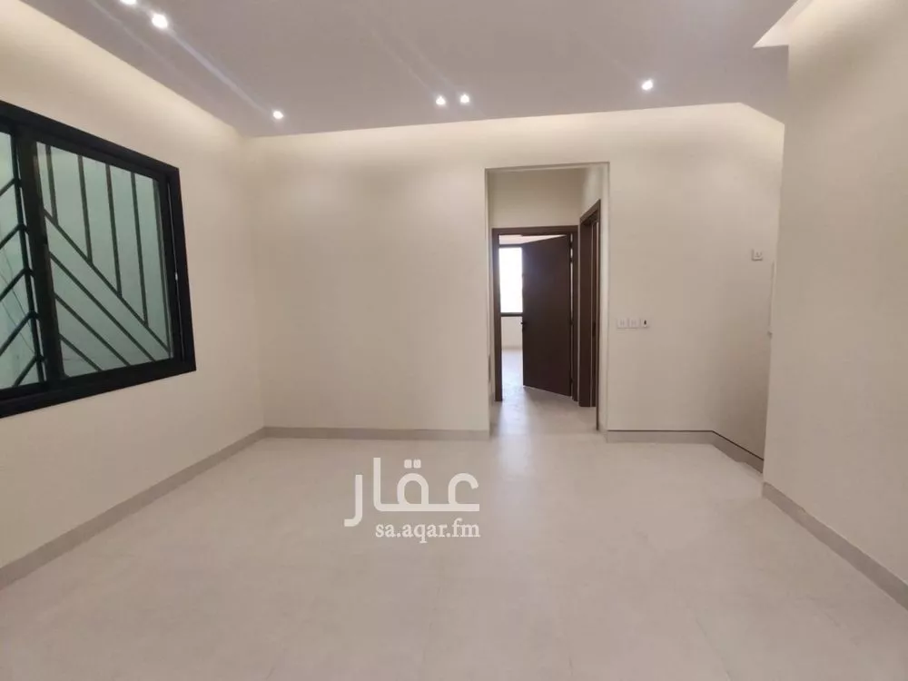 4 bedroom villa in Al Zahrah, Riyadh 6