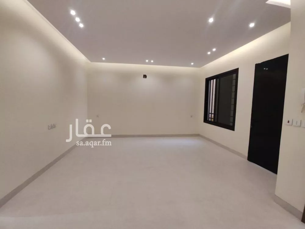 4 bedroom villa in Al Zahrah, Riyadh 13