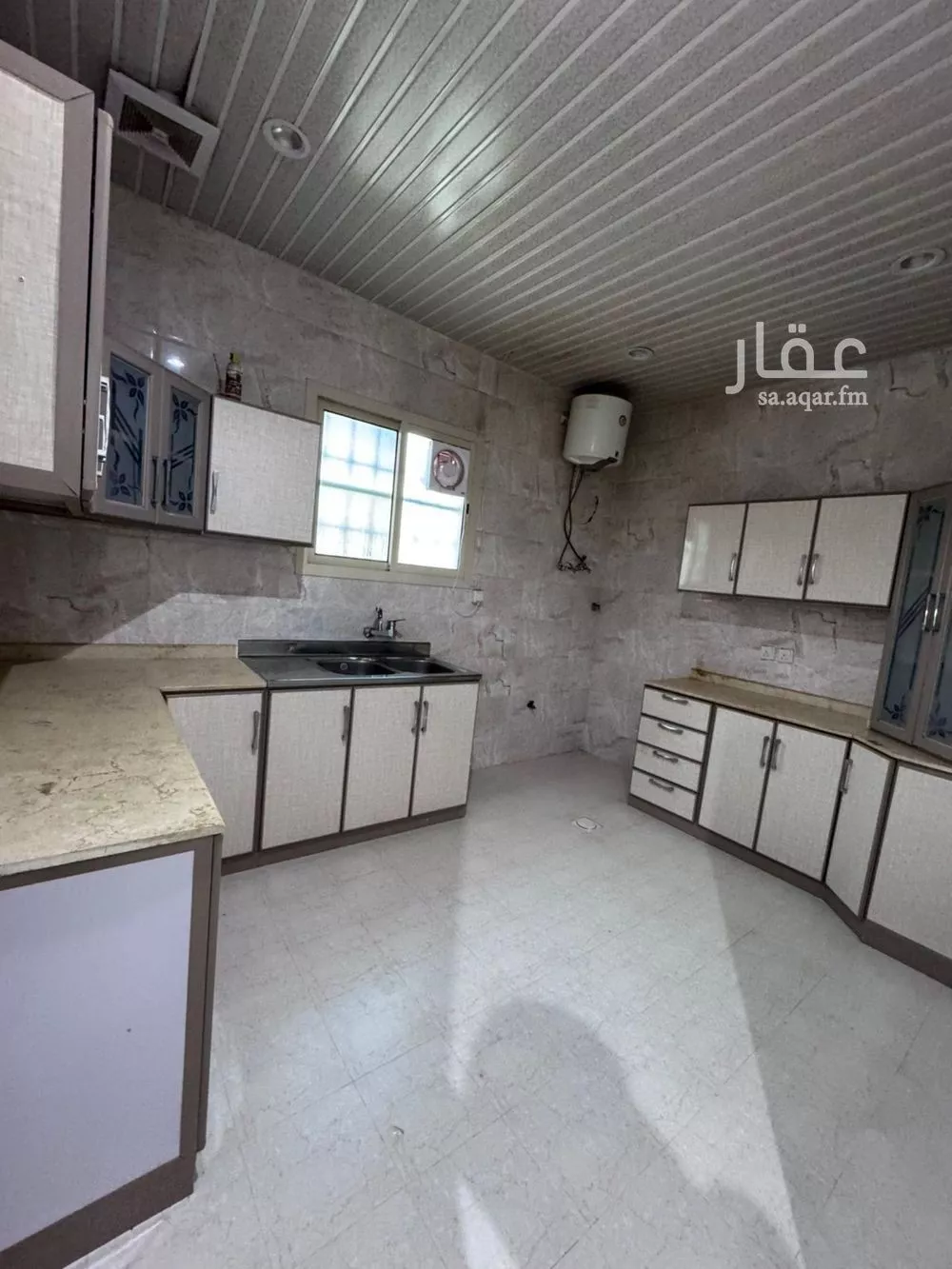شقة 3 غرف في ظهرة نمار 8
