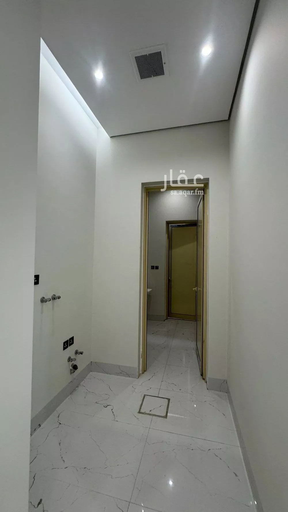 5 bedroom villa in Al Mahdiyyah 15