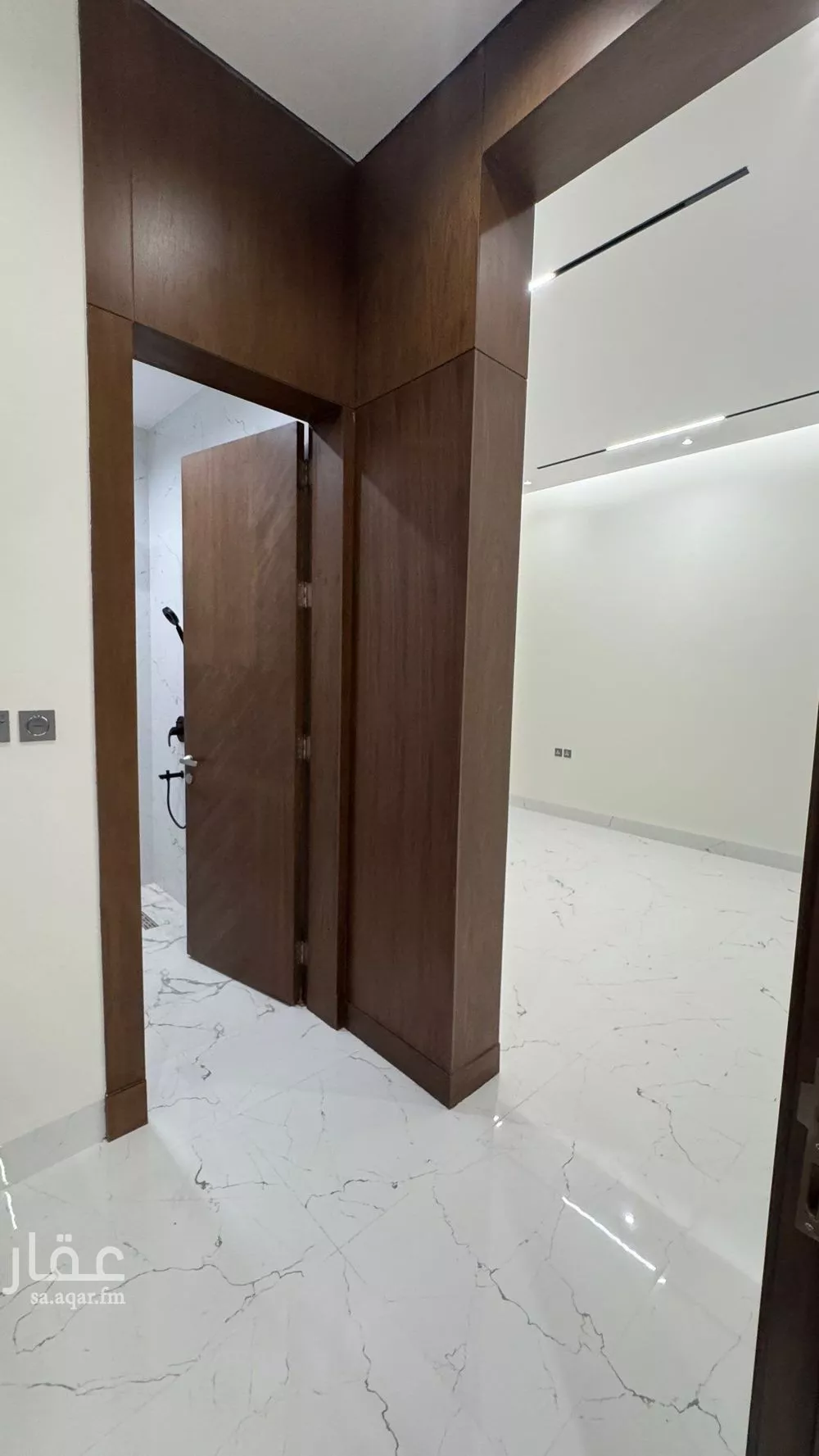 5 bedroom villa in Al Mahdiyyah 16