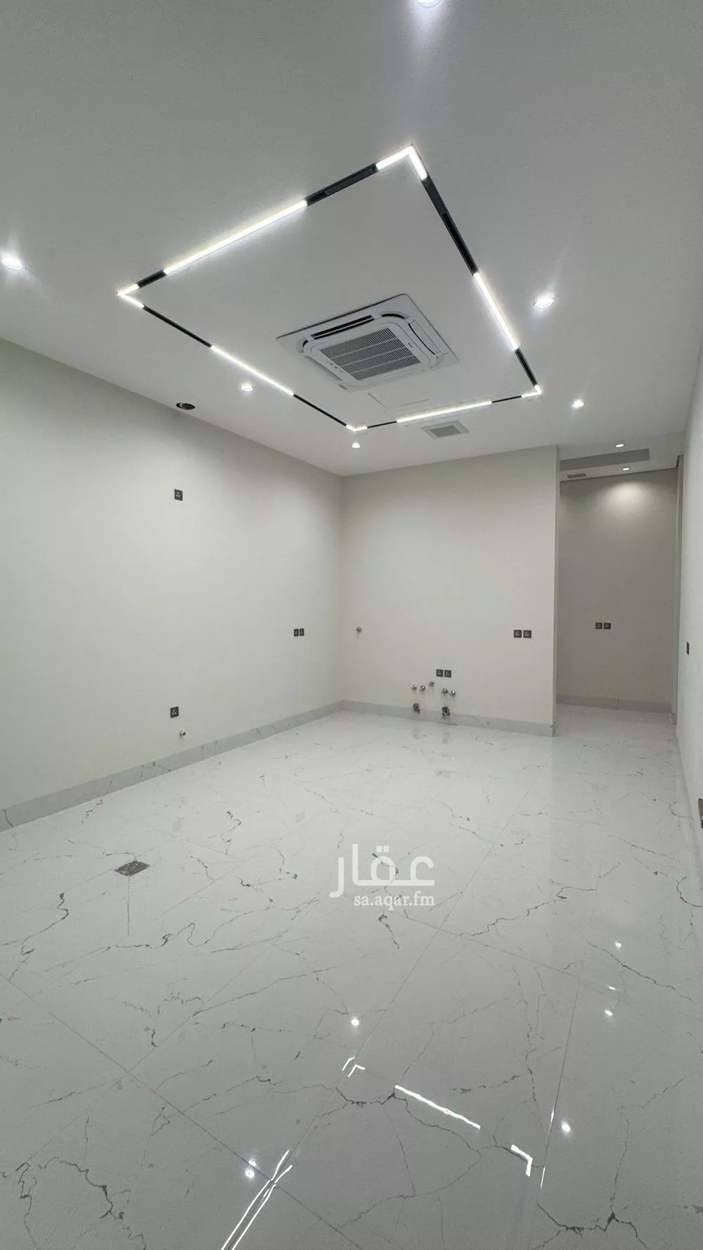 5 bedroom villa in Al Mahdiyyah 6