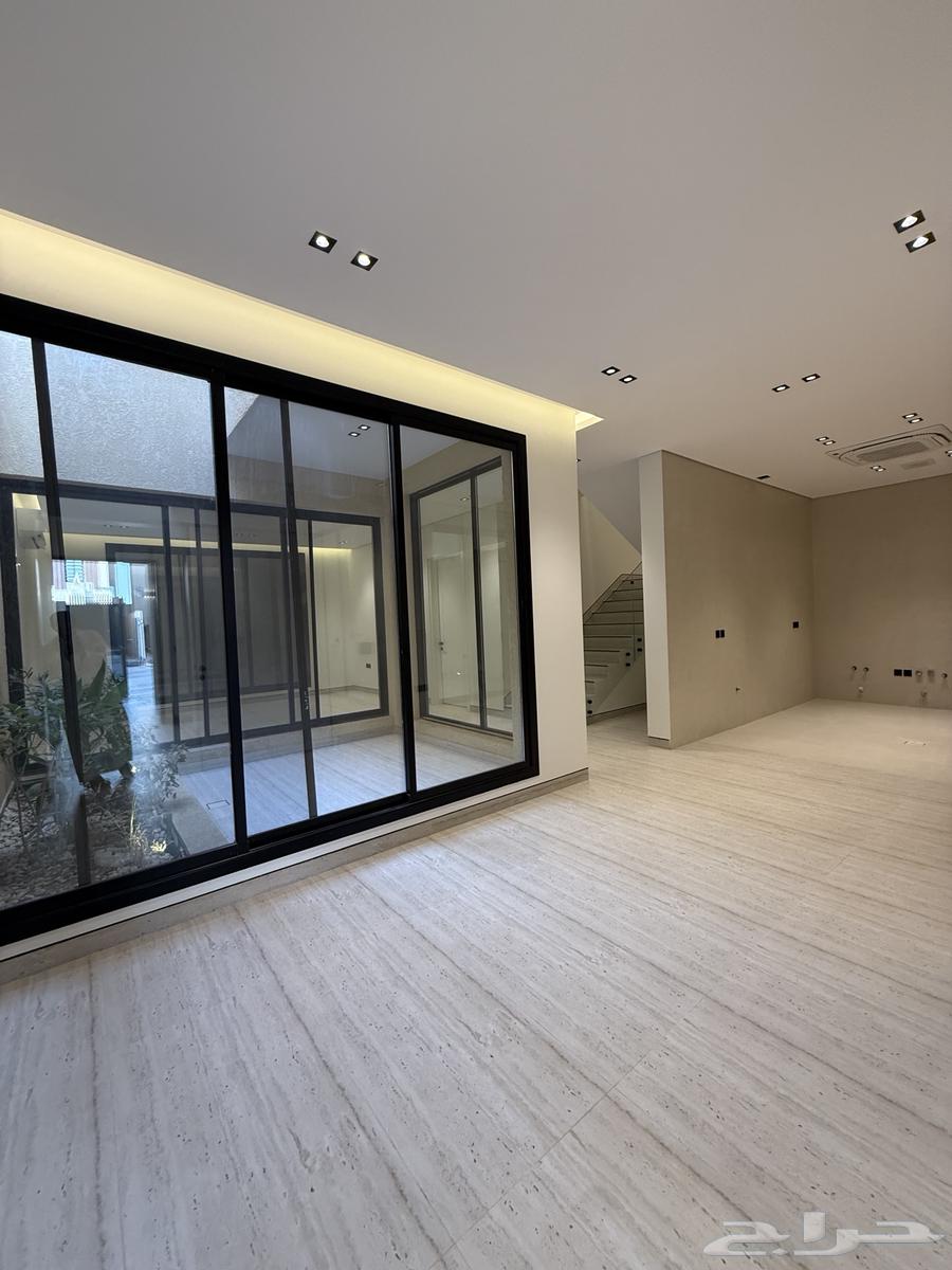 6 bedroom villa in Al Rimal 15