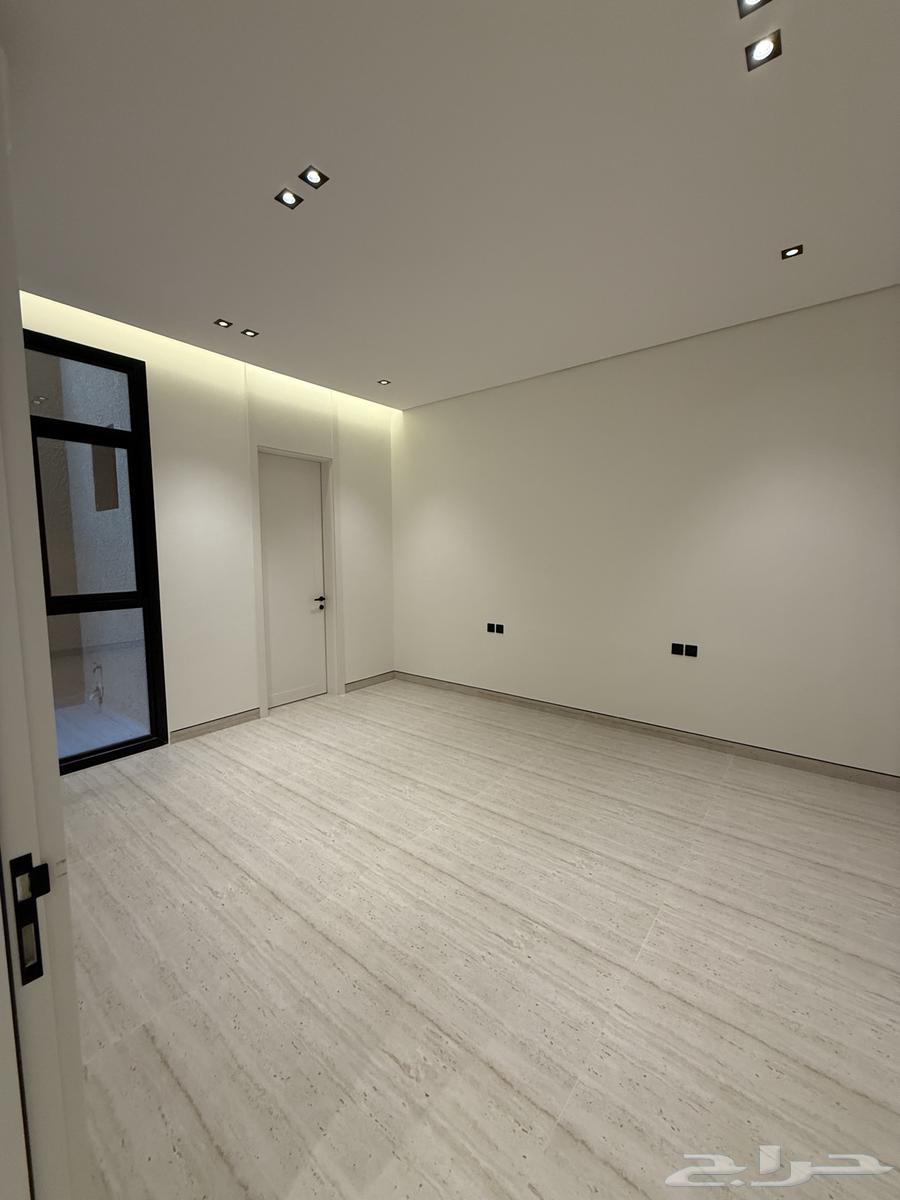 6 bedroom villa in Al Rimal 10