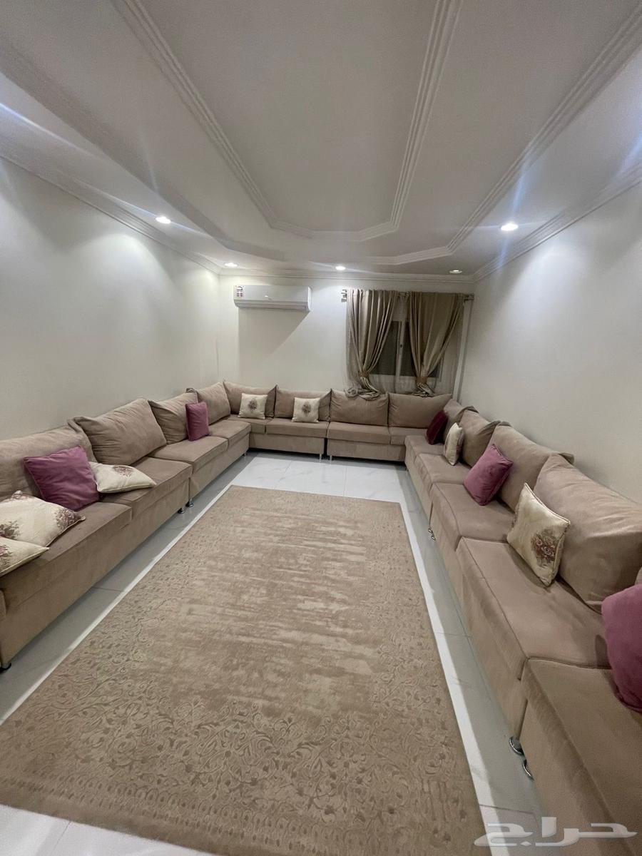 5 bedroom villa in Dhahrat Laban 7