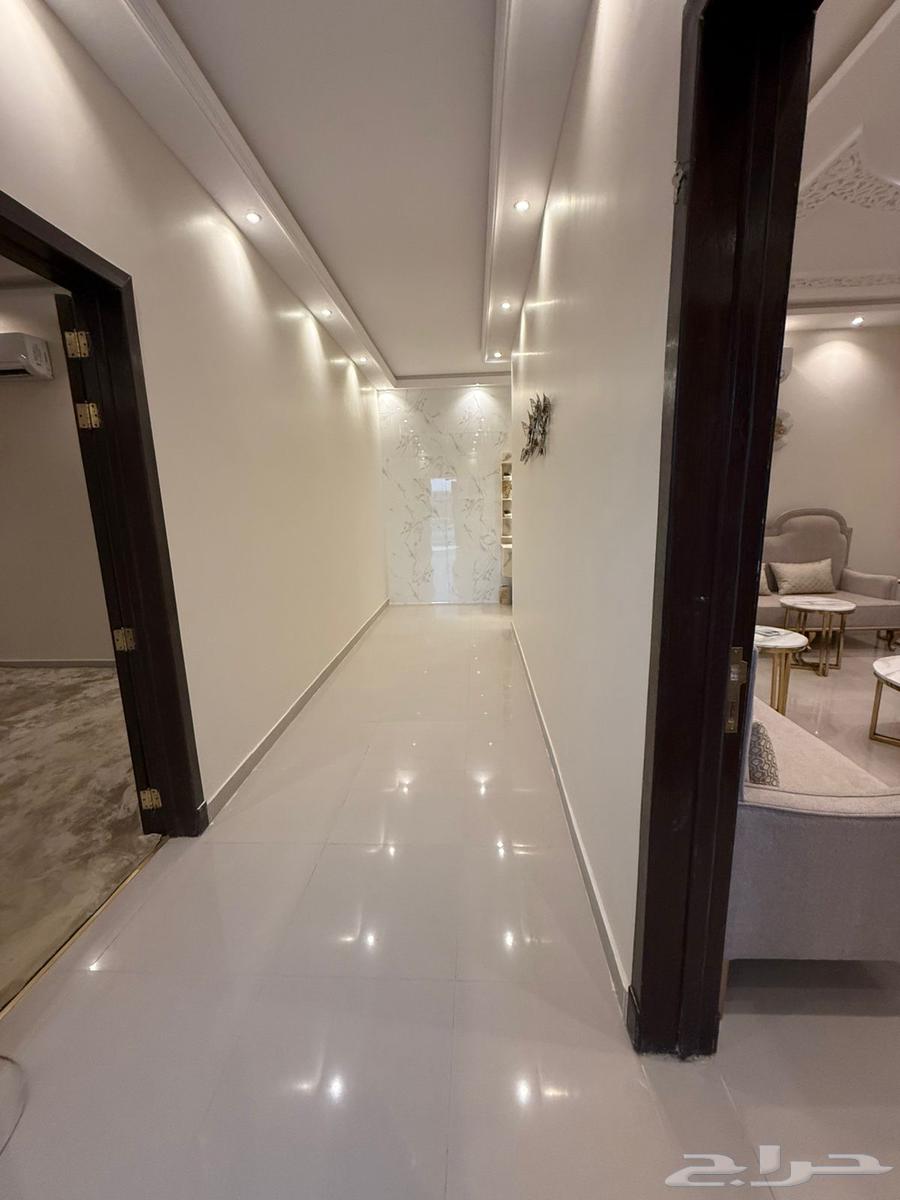 9 bedroom villa in Dhahrat Laban 9