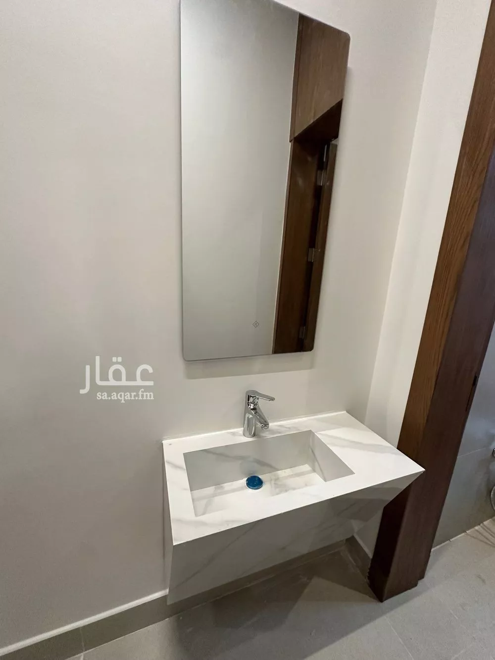 فيلا 5 غرف في النهضة 8