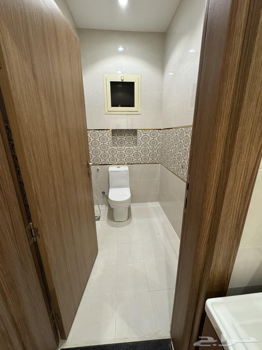 4 bedroom apartment in Al Safa 9