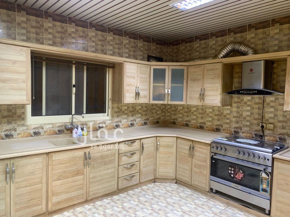4 bedroom villa in Qurtubah, Riyadh 22