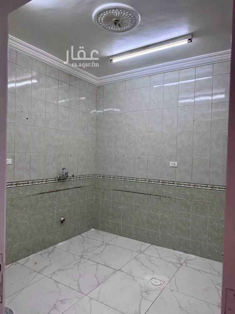 شقة 4 غرف في مشرفة 4