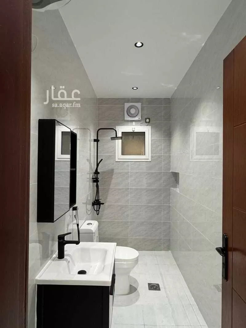 4 bedroom apartment in Al Marwa 4