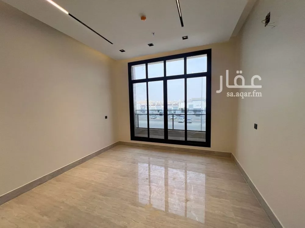 3 bedroom apartment in Al Yarmouk 18