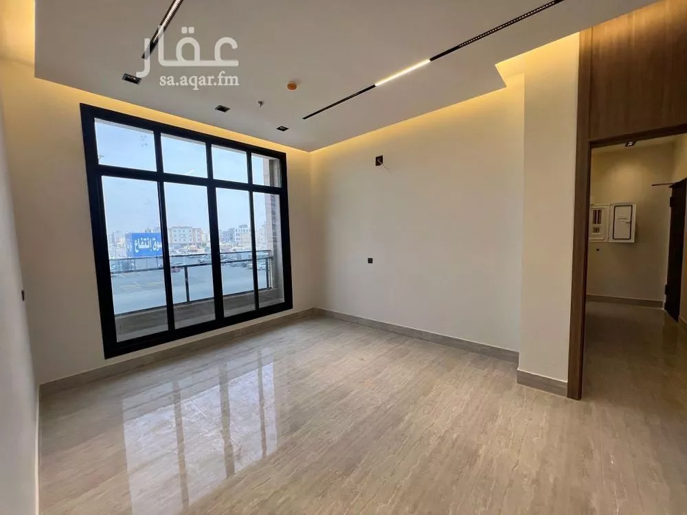 3 bedroom apartment in Al Yarmouk 6