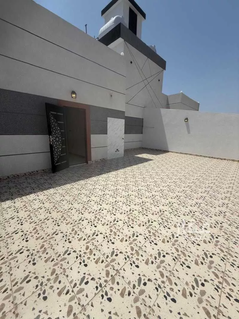 3 bedroom apartment in Al Bawadi 3