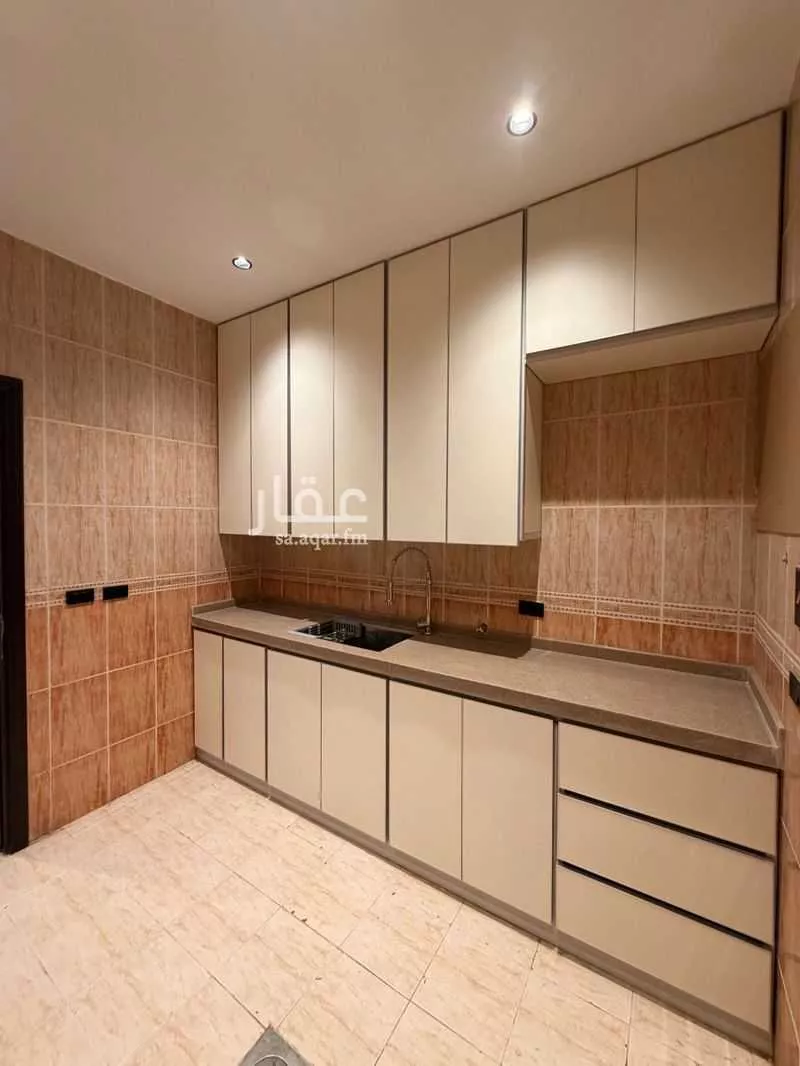 عمارة 633 م² في البوادي 3