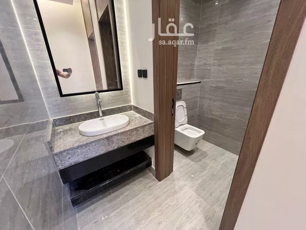 3 bedroom apartment in Al Yarmouk 24