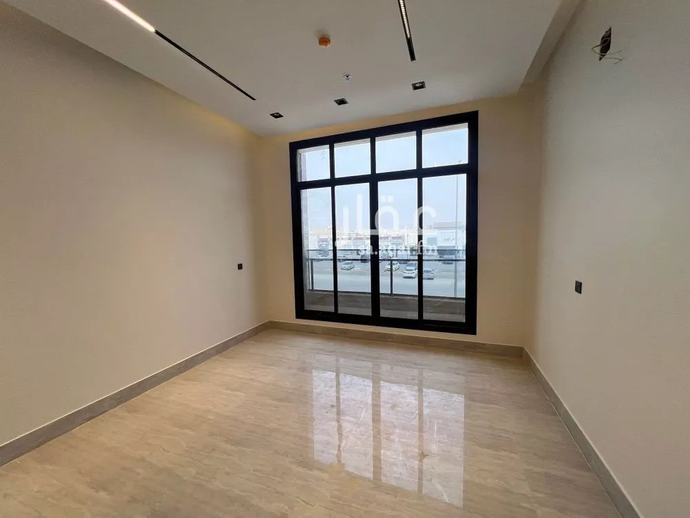 3 bedroom apartment in Al Yarmouk 28