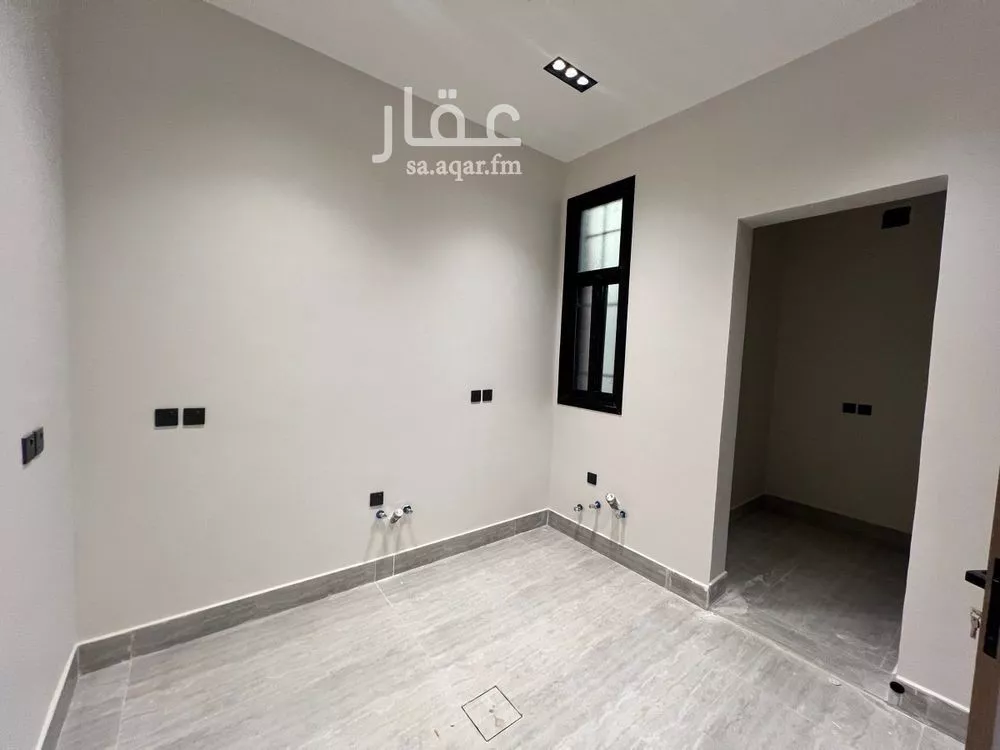 3 bedroom apartment in Al Yarmouk 27