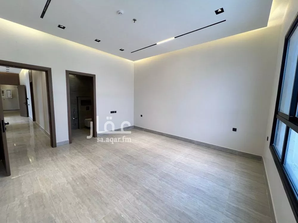 3 bedroom apartment in Al Yarmouk 6
