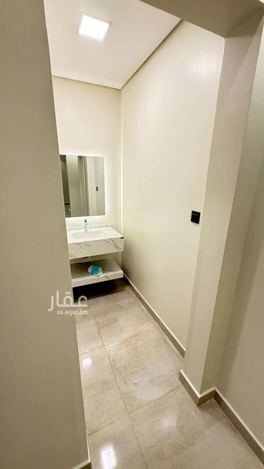 فيلا 6 غرف في النرجس 15