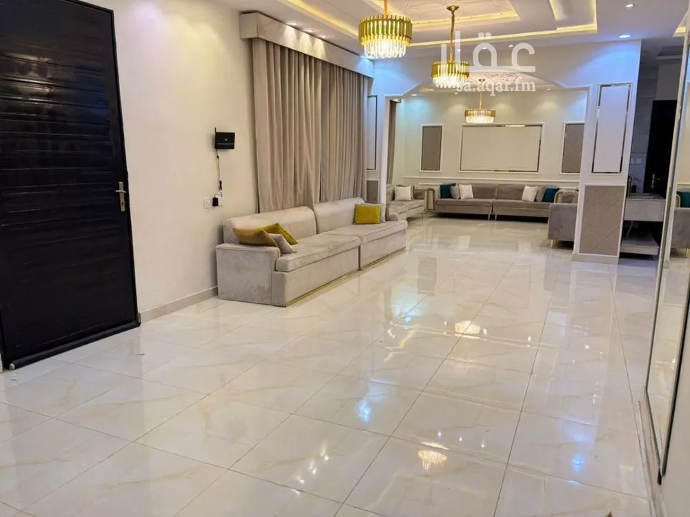 5 bedroom villa in Al Rimal 2