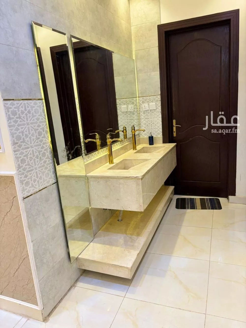 5 bedroom villa in Al Rimal 4