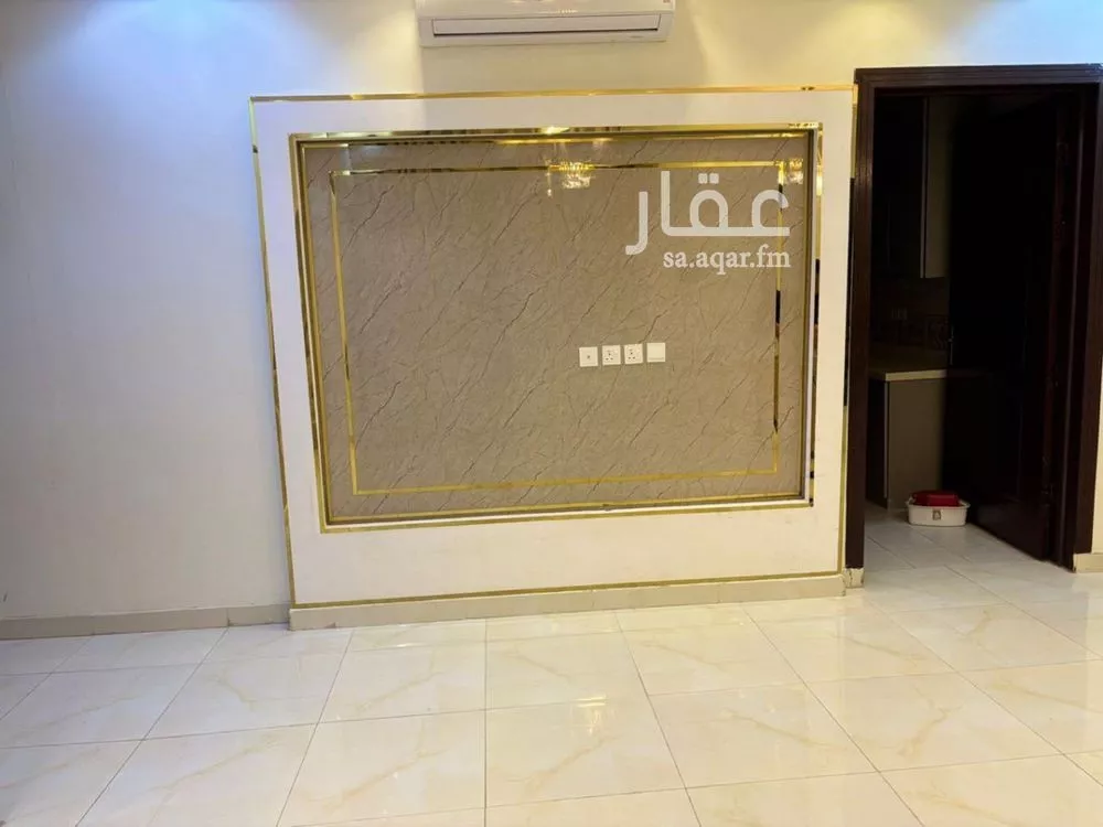 5 bedroom villa in Al Rimal 7