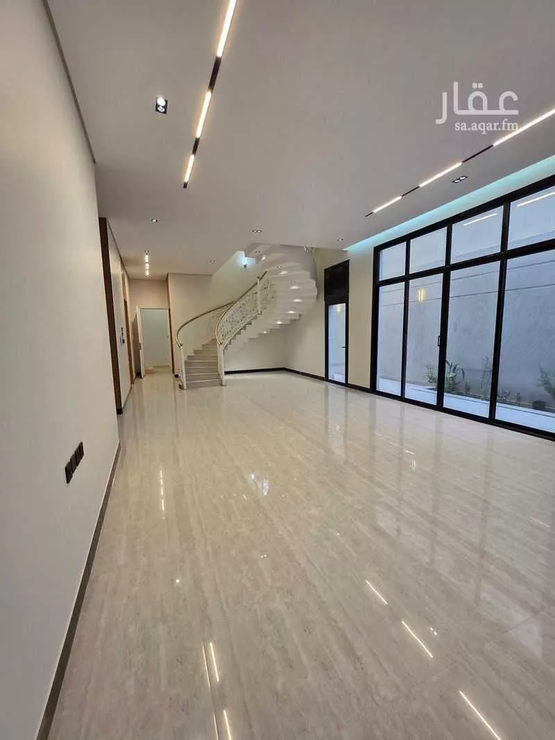 6 bedroom villa in Al Rimal 13