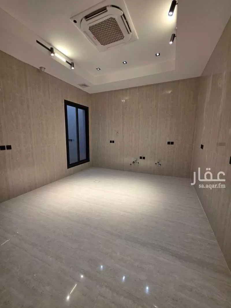 6 bedroom villa in Al Rimal 16