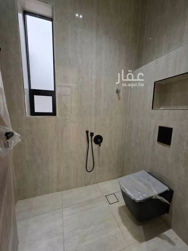 6 bedroom villa in Al Rimal 17