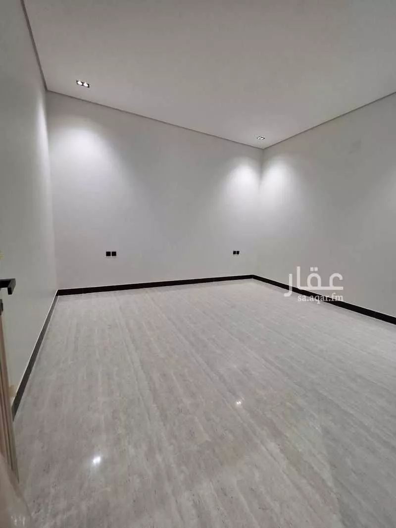 6 bedroom villa in Al Rimal 19