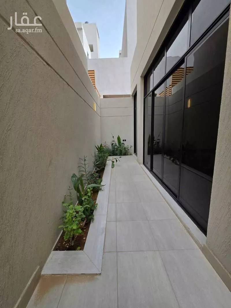 6 bedroom villa in Al Rimal 4