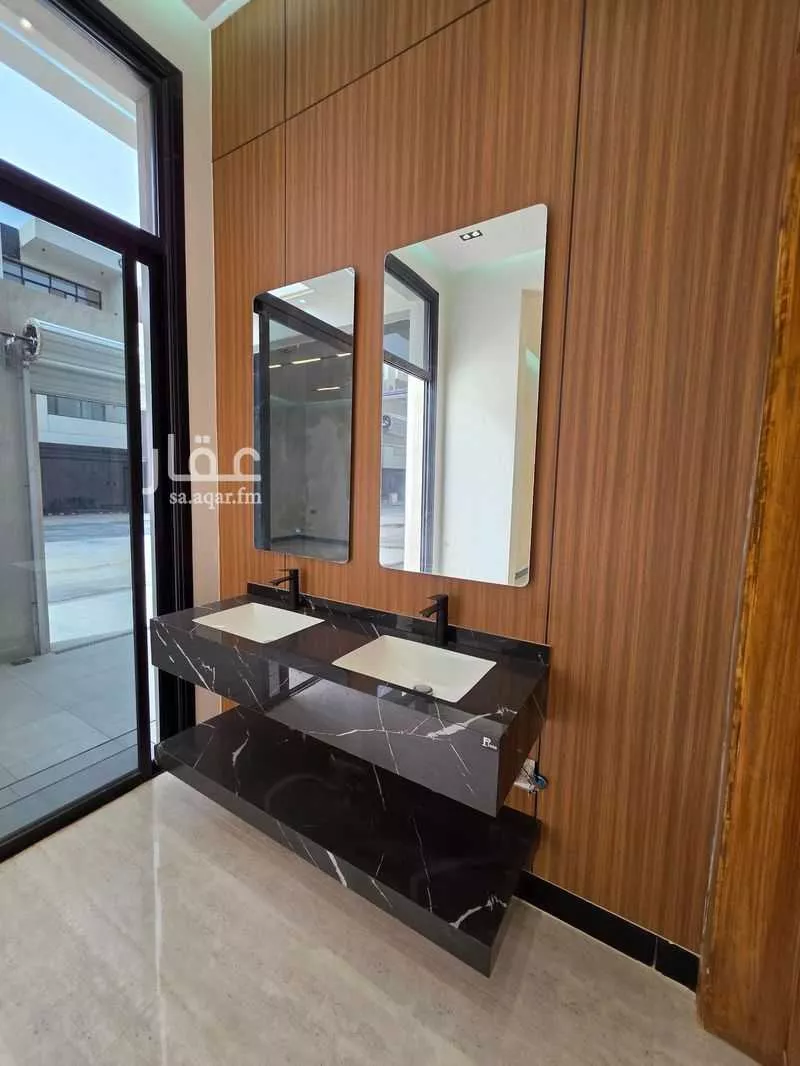 6 bedroom villa in Al Rimal 9