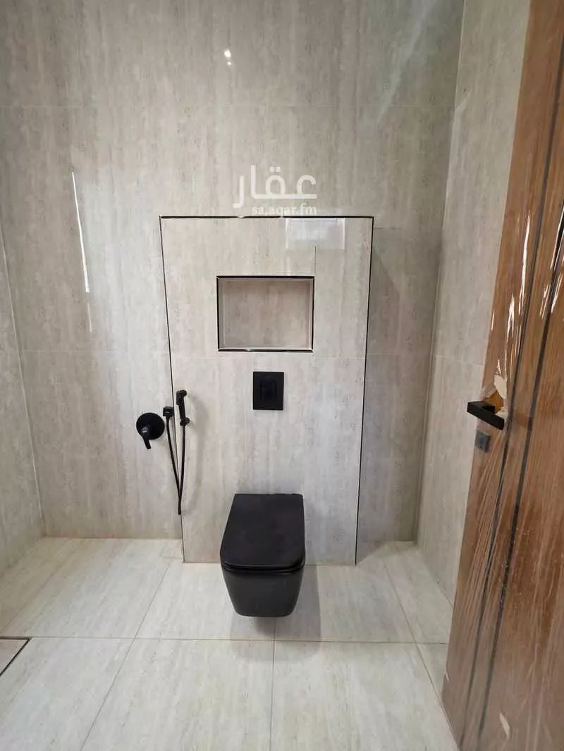 6 bedroom villa in Al Rimal 10