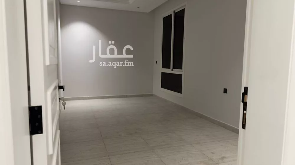 3 bedroom apartment in Al Malqa 8
