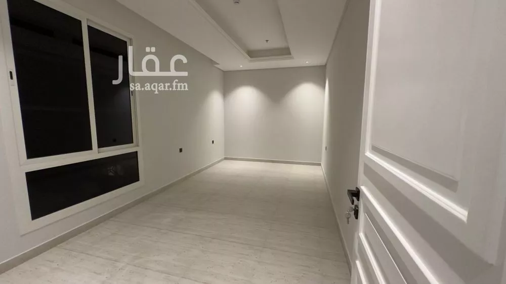 3 bedroom apartment in Al Malqa 9