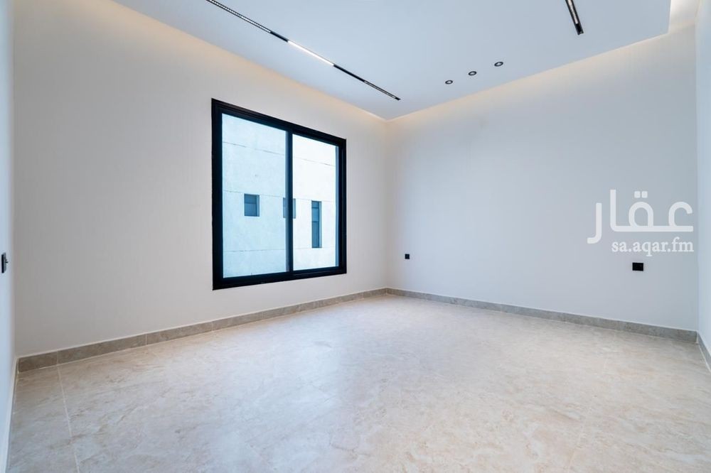 3 bedroom apartment in Al Rawdah, Eastern Province 2