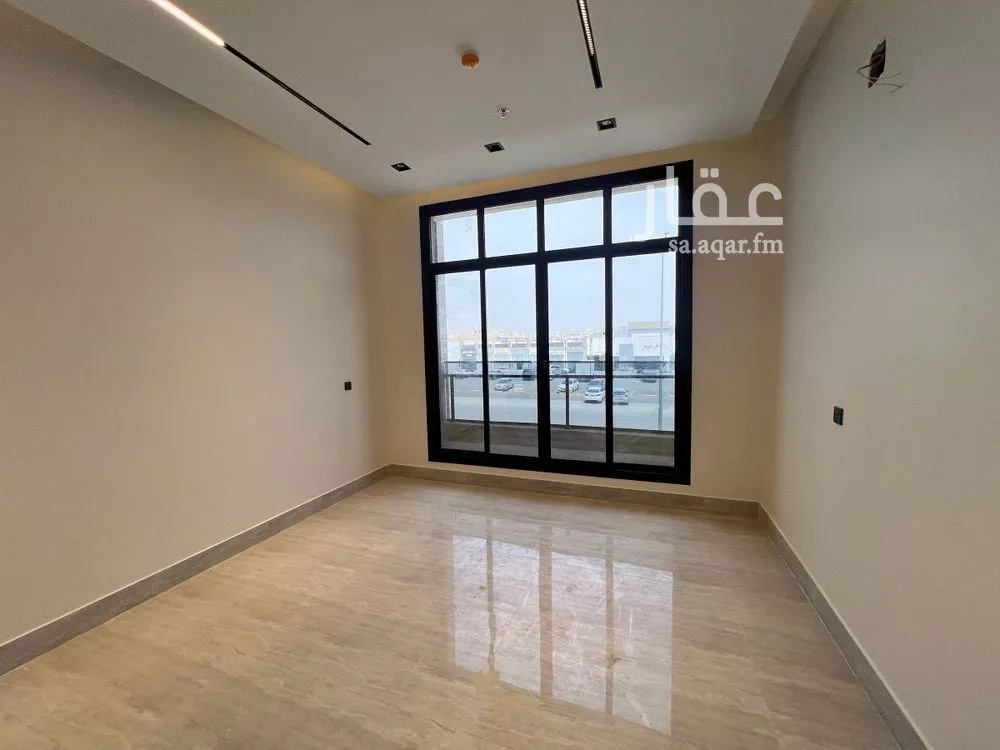 3 bedroom apartment in Al Yarmouk 13