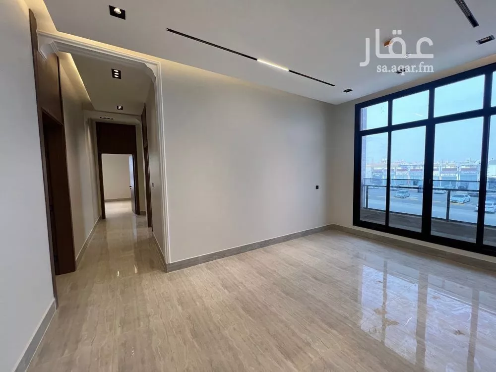 3 bedroom apartment in Al Yarmouk 9