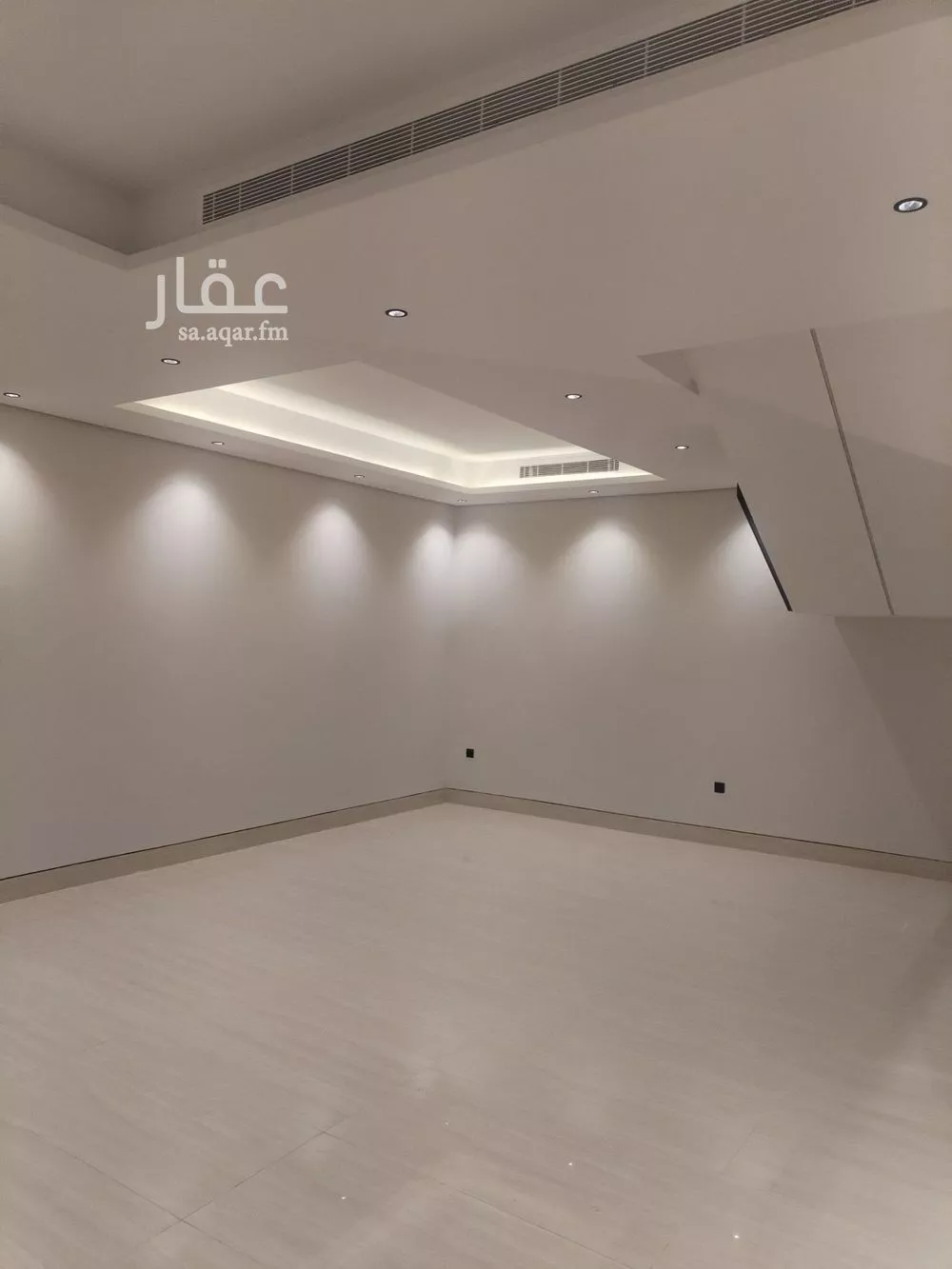 فيلا 3 غرف في النرجس 4