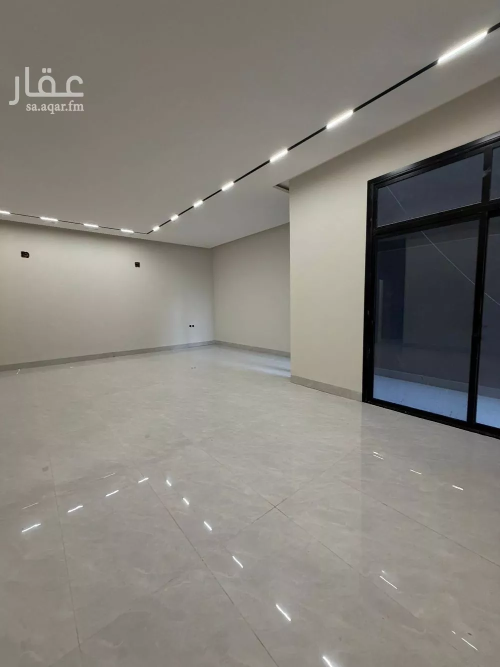 4 bedroom villa in Al Maizilah 22