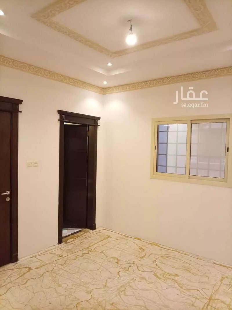 فيلا 6 غرف في النفل 11