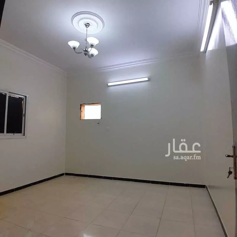 شقة 4 غرف في الرمال 3