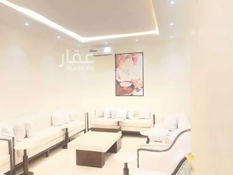 فيلا 5 غرف في الحزم 3