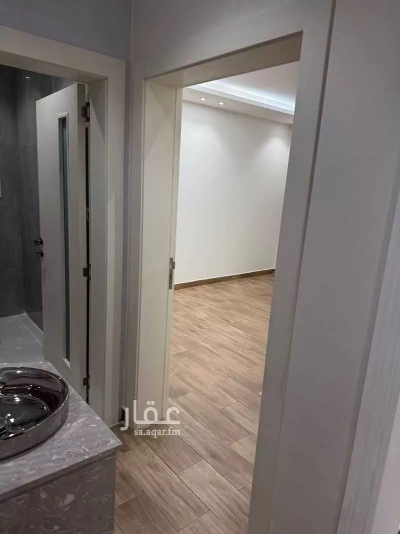 4 bedroom apartment in Al Rawdah 5